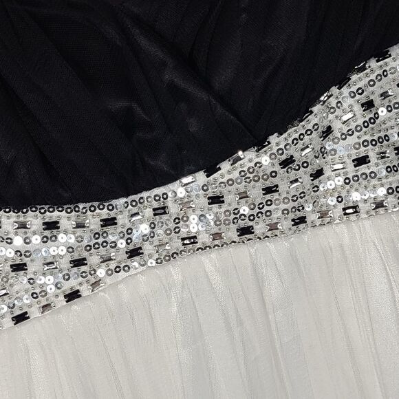 B. Darlin White Party Prom Dress - Picture 5 of 9